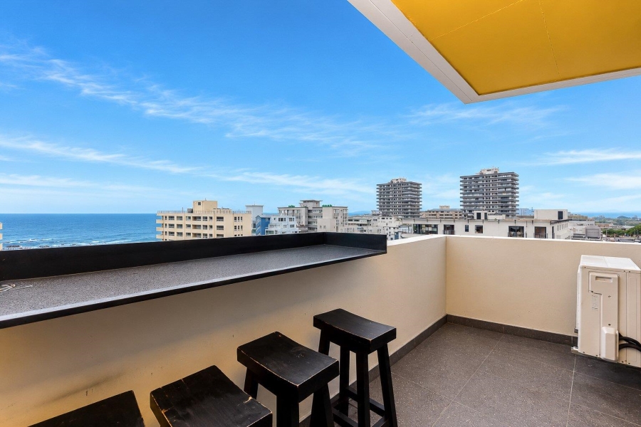 2 Bedroom Property for Sale in Sea Point Western Cape